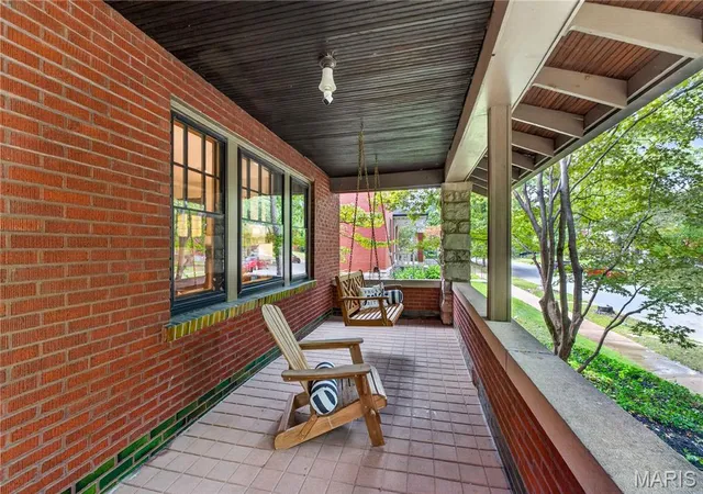 Photo 3 of Single family home for sale at 4508 Tower Grv Pl, Saint Louis, MO 63110 | MLS# MIS26061173 | Listing updated on 2026-10-08