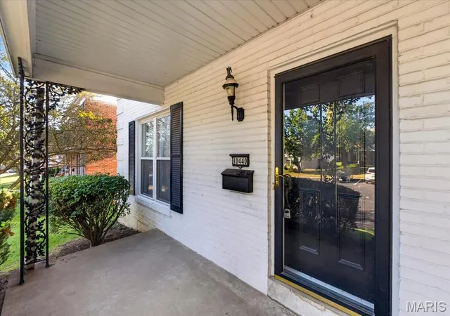 Listing Photo 4 - Condo for sale in building located at 10440 Willowdale Dr, Saint Louis, MO 63146