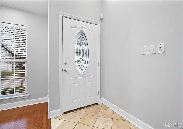 Photo 2 of Single family home for sale at 4312 Hollow Brk Ct, Florissant, MO 63034 | MLS# MIS26061180 | Listing updated on 2026-09-30