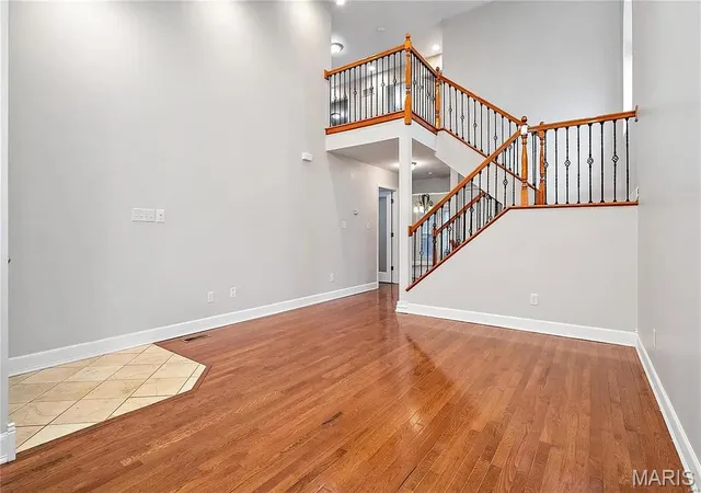 Photo 3 of Single family home for sale at 4312 Hollow Brk Ct, Florissant, MO 63034 | MLS# MIS26061180 | Listing updated on 2026-09-30