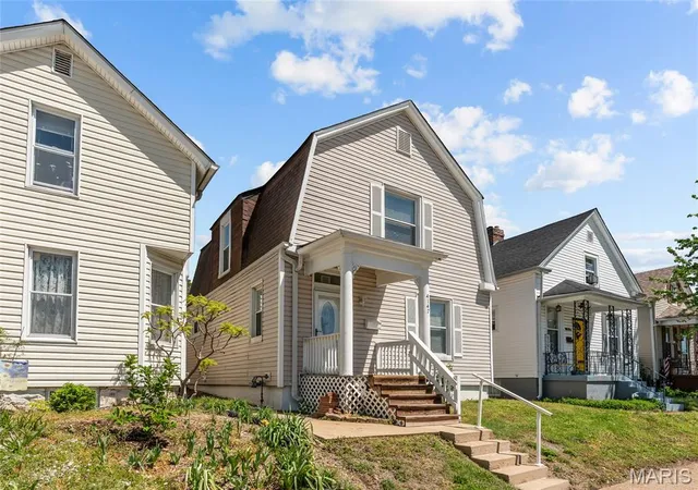 Photo 2 of Single family home for sale at 4147 Beethoven Ave, Saint Louis, MO 63116 | MLS# MIS26061183 | Listing updated on 2026-09-29