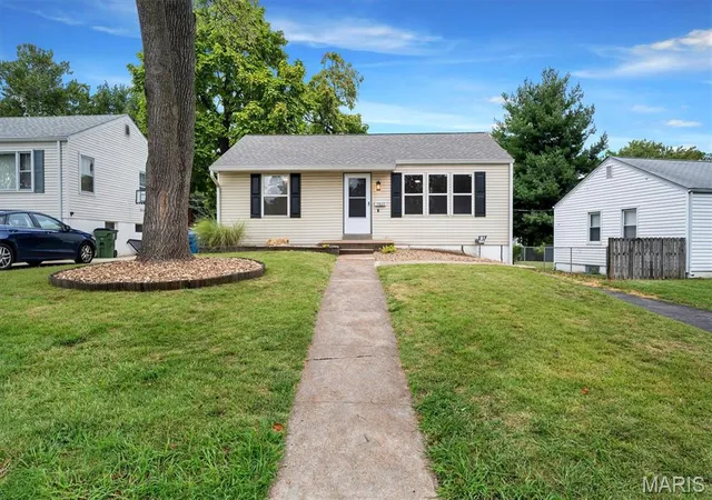 Photo 2 of Single family home for sale at 9809 Lullaby Ln, Saint Louis, MO 63114 | MLS# MIS26061186 | Listing updated on 2026-09-28