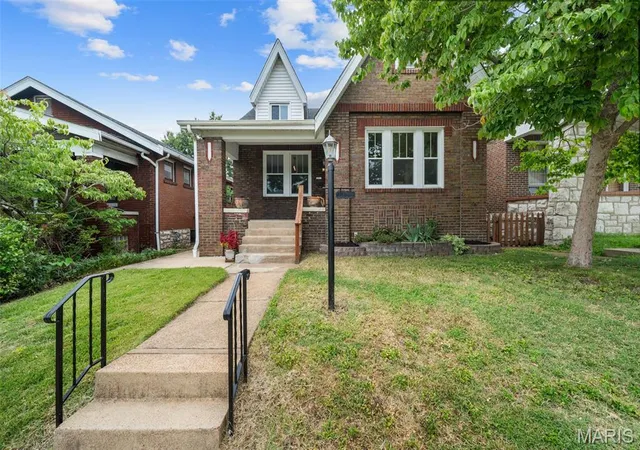 Photo 3 of Sale Pending at 6135 Louisiana Ave, Saint Louis, MO 63111 | MLS# MIS26061194 | Listing updated on 2026-09-28
