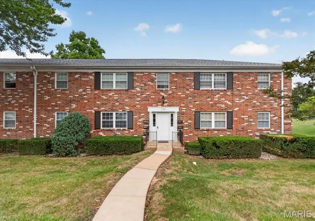 Photo 1 of Condo for sale at 3137 Roger Williams Dr #C, Bridgeton, MO 63044 | MLS# MIS26061200 | Listing updated on 2026-09-29