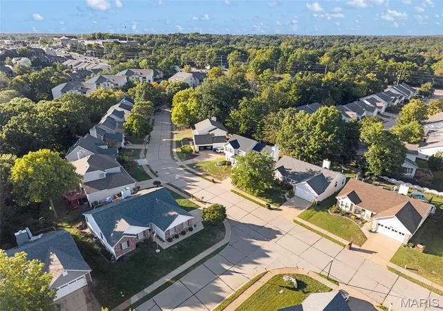 Photo 4 of Single family home for sale at 1104 Big Bnd Sta Dr, Manchester, MO 63088 | MLS# MIS26061201 | Listing updated on 2026-10-08
