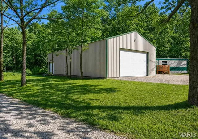 Photo 3 of Manufactured home for sale at 25190 Mcdonald Dr, Lebanon, MO 65536 | MLS# MIS26061207 | Listing updated on 2026-09-24
