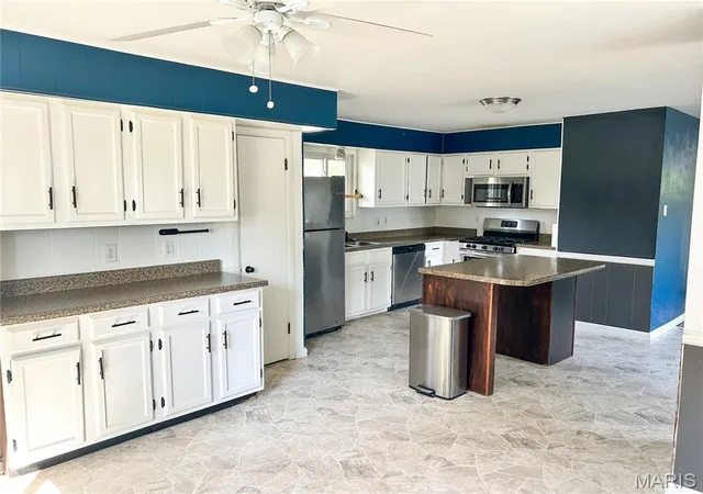 Photo 3 of Single family home for sale at 155 Martigney Dr, Saint Louis, MO 63129 | MLS# MIS26061217 | Listing updated on 2026-09-23
