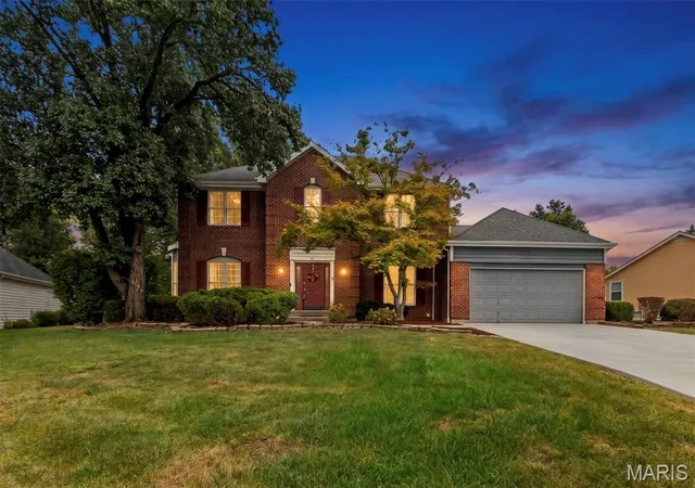 Photo 1 of Single family home for sale at 11 Silver Leaf Ct, Lake Saint Louis, MO 63367 | MLS# MIS26061232 | Listing updated on 2026-09-25