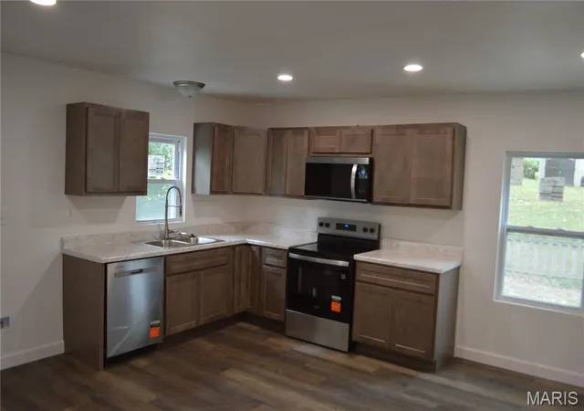 Photo 3 of Single family home for sale at 1019 Vine St, Festus, MO 63028 | MLS# MIS26061236 | Listing updated on 2026-10-02