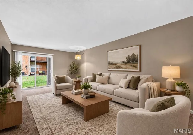 Photo 3 of Condo for sale at 1953 Greenglen Dr #201, Saint Louis, MO 63122 | MLS# MIS26061243 | Listing updated on 2026-09-29
