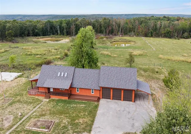 Photo 1 of Single family home for sale at 41525 Bass Rd, Falcon, MO 65470 | MLS# MIS26061246 | Listing updated on 2026-10-02