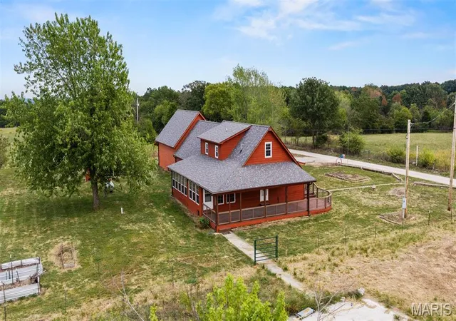 Photo 2 of Single family home for sale at 41525 Bass Rd, Falcon, MO 65470 | MLS# MIS26061246 | Listing updated on 2026-10-02