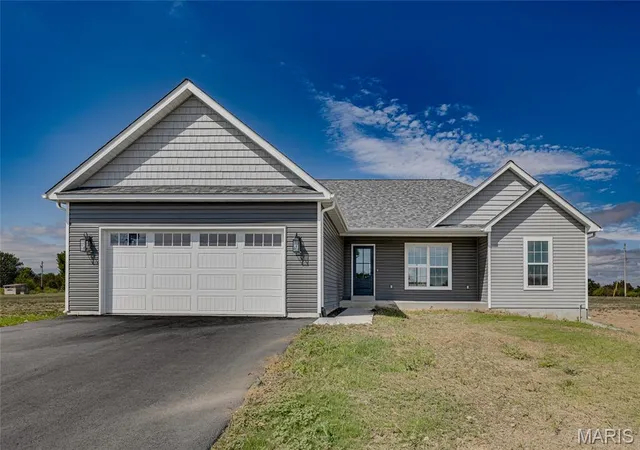 Photo 1 of Single family home for sale at 2909 Christina Ct, Farmington, MO 63640 | MLS# MIS26061274 | Listing updated on 2026-10-01