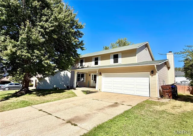 Photo 2 of Single family home for sale at 920 Blake Ct, Saint Peters, MO 63376 | MLS# MIS26061275 | Listing updated on 2026-10-05