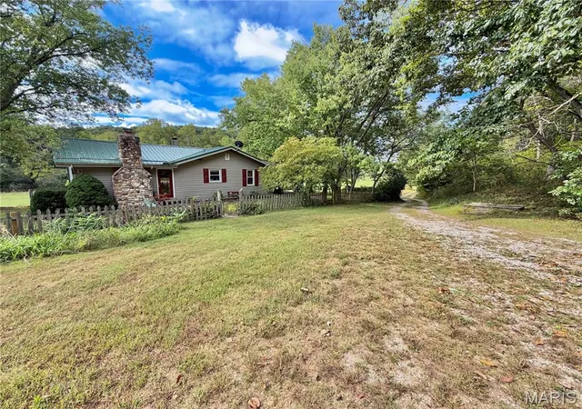 Photo 1 of House for sale at 625 County Rd 4055, Salem, MO 65560 | MLS# MIS26061284 | Listing updated on 2026-09-28