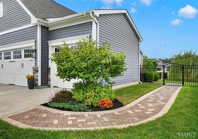 Photo 3 of Sale Pending at 183 Redmond Pines Dr, Wentzville, MO 63385 | MLS# MIS26061285 | Listing updated on 2026-09-28