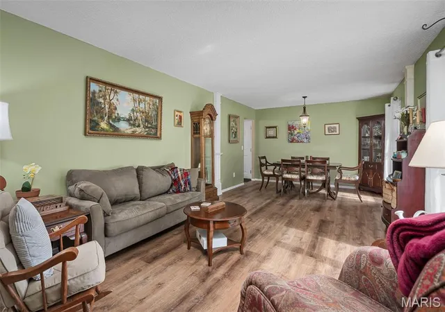 Photo 2 of Single family home for sale at 5535 Seagrave Ct, Saint Louis, MO 63129 | MLS# MIS26061299 | Listing updated on 2026-09-22