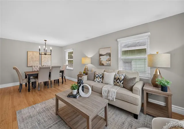 Photo 3 of Single family home for sale at 908 Des Peres Dr, Saint Louis, MO 63131 | MLS# MIS26061319 | Listing updated on 2026-10-05