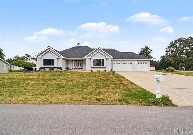 Photo 1 of Single family home for sale at 10803 Mahogany Dr, Foristell, MO 63348 | MLS# MIS26061322 | Listing updated on 2026-10-09