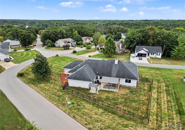 Photo 3 of Single family home for sale at 10803 Mahogany Dr, Foristell, MO 63348 | MLS# MIS26061322 | Listing updated on 2026-10-05