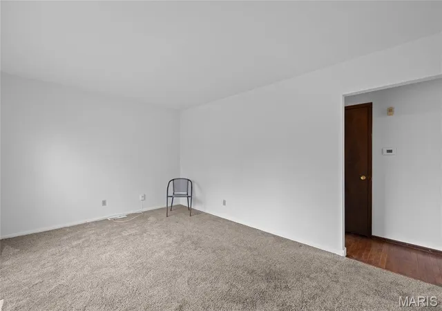 Photo 3 of Sale Pending at 3555 High Dr, Saint Ann, MO 63074 | MLS# MIS26061323 | Listing updated on 2026-09-28