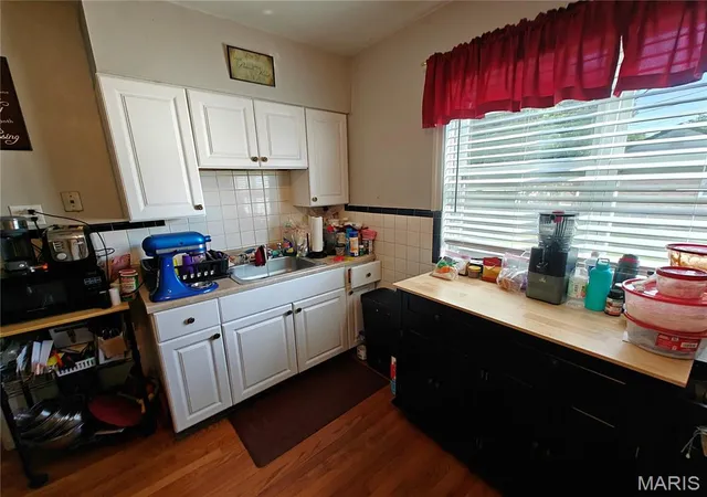 Photo 3 of Single family home for sale at 1290 S New Florissant Rd, Florissant, MO 63031 | MLS# MIS26061337 | Listing updated on 2026-10-01
