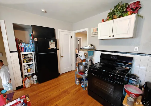 Photo 3 of Single family home for sale at 1290 S New Florissant Rd, Florissant, MO 63031 | MLS# MIS26061337 | Listing updated on 2026-10-01