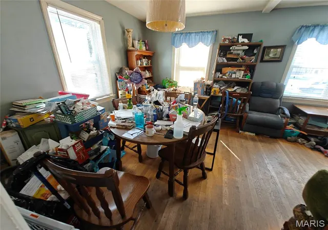 Photo 3 of Single family home for sale at 2 Saint Martha Ct, Florissant, MO 63031 | MLS# MIS26061346 | Listing updated on 2026-10-02