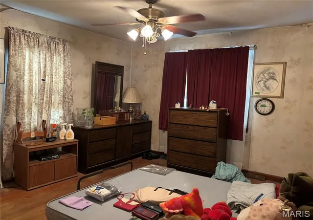 Photo 3 of Single family home for sale at 9439 Ridge Ave, Saint Louis, MO 63114 | MLS# MIS26061375 | Listing updated on 2026-09-28
