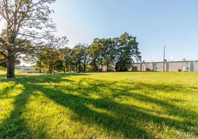 Photo 4 of Land for sale at 1076 Lynn St, Lebanon, MO 65536 | MLS# MIS26061382 | Listing updated on 2026-09-23