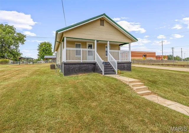 Photo 2 of Single family home for sale at 314 9th Street, Park Hills, MO 63601 | MLS# MIS26061385 | Listing updated on 2026-09-23