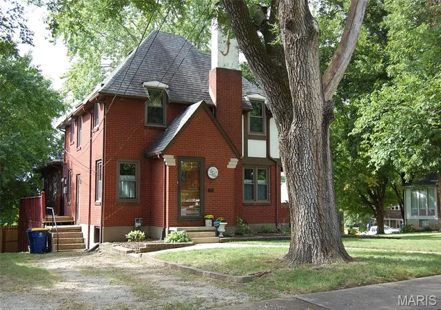 Photo 1 of Single family home for sale at 324 W 6th Street, Washington, MO 63090 | MLS# MIS26061386 | Listing updated on 2026-09-30