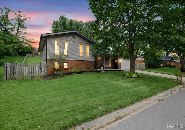 Photo 1 of Single family home for sale at 69 Glendale Dr, Glen Carbon, IL 62034 | MLS# MIS26061392 | Listing updated on 2026-09-30