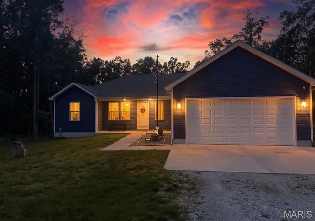 Photo 3 of Single family home for sale at 235 Chestnut View, Farmington, MO 63640 | MLS# MIS26061397 | Listing updated on 2026-10-09
