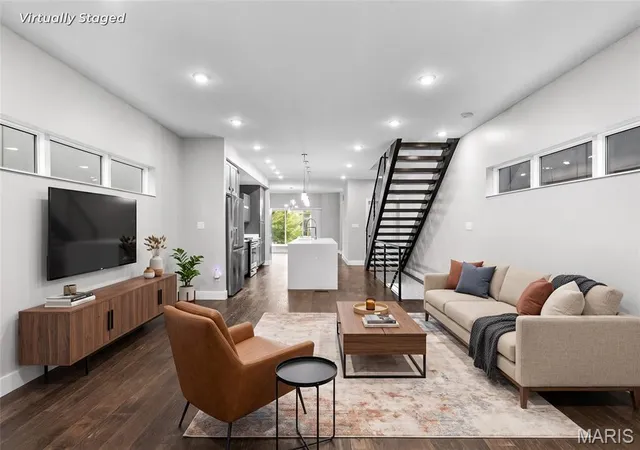 Photo 3 of Single family home for sale at 4424 Vista Ave, Saint Louis, MO 63110 | MLS# MIS26061400 | Listing updated on 2026-10-05