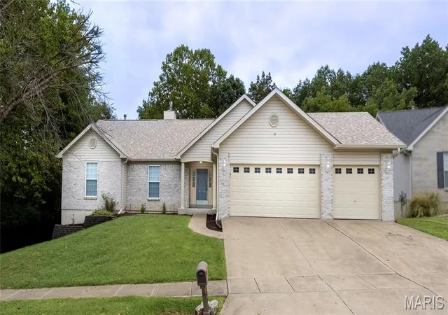 Photo 1 of Sale Pending at 5000 Annette Dr, Imperial, MO 63052 | MLS# MIS26061405 | Listing updated on 2026-09-27