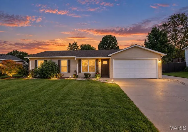 Photo 1 of Single family home for sale at 6905 W Main St, Maryville, IL 62062 | MLS# MIS26061428 | Listing updated on 2026-10-09