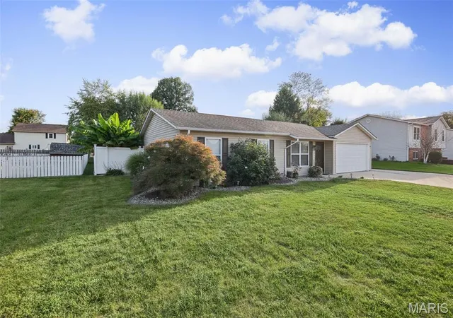 Photo 4 of Single family home for sale at 6905 W Main St, Maryville, IL 62062 | MLS# MIS26061428 | Listing updated on 2026-10-09