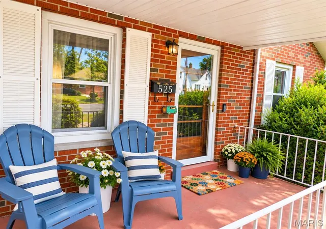 Photo 3 of Sale Pending at 525 Mary Ave, Collinsville, IL 62234 | MLS# MIS26061430 | Listing updated on 2026-09-28