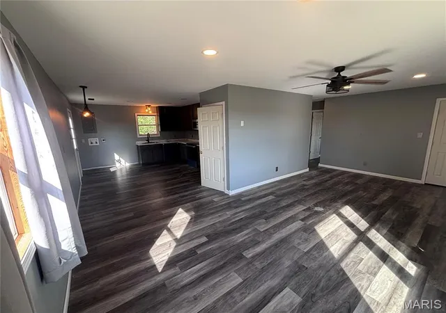 Photo 3 of Single family home for sale at 335 Brightstone Rd, Farmington, MO 63640 | MLS# MIS26061437 | Listing updated on 2026-10-02