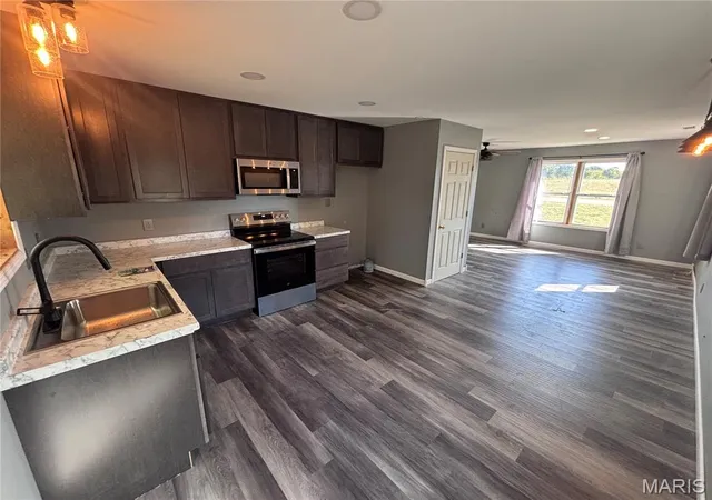 Photo 4 of Single family home for sale at 335 Brightstone Rd, Farmington, MO 63640 | MLS# MIS26061437 | Listing updated on 2026-10-02
