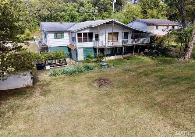 Photo 3 of Single family home for sale at 1312 W Harper, Poplar Bluff, MO 63901 | MLS# MIS26061451 | Listing updated on 2026-09-28