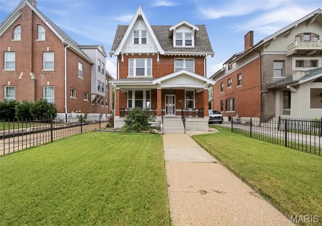 Photo 1 of Single family home for sale at 5938 Clemens Ave, Saint Louis, MO 63112 | MLS# MIS26061452 | Listing updated on 2026-09-28
