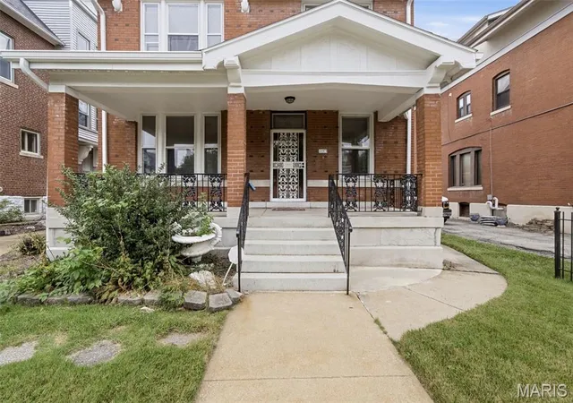 Photo 2 of Single family home for sale at 5938 Clemens Ave, Saint Louis, MO 63112 | MLS# MIS26061452 | Listing updated on 2026-09-28