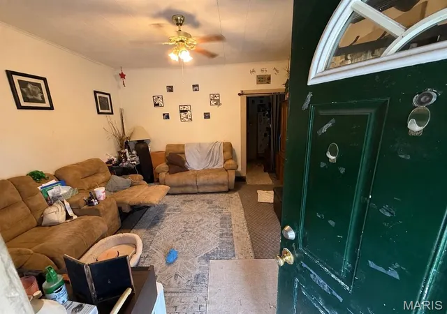 Photo 1 of Single family home for sale at 117 W Cartwright Ave, Saint Louis, MO 63125 | MLS# MIS26061460 | Listing updated on 2026-10-03