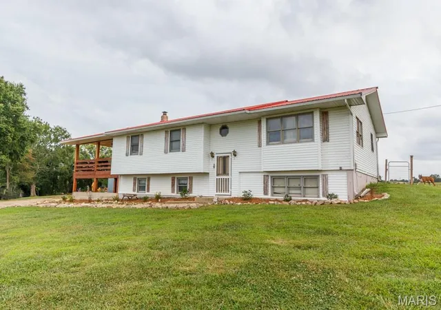 Photo 2 of Land for sale at 33020 Hall Rd, Richland, MO 65556 | MLS# MIS26061466 | Listing updated on 2026-09-24