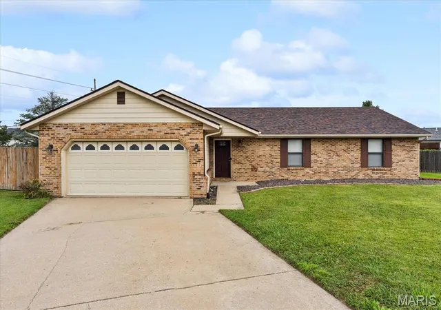 Photo 1 of Single family home for sale at 737 Deerfield Dr, Swansea, IL 62226 | MLS# MIS26061483 | Listing updated on 2026-10-05