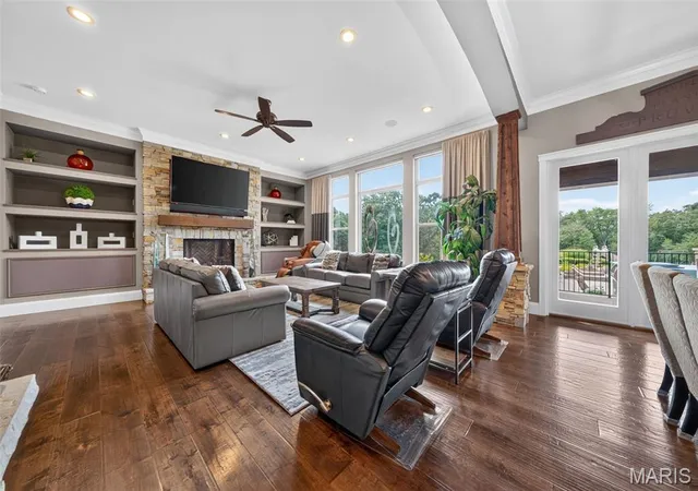 Photo 3 of Single family home for sale at 2000 Diehr Rd, Wentzville, MO 63385 | MLS# MIS26061493 | Listing updated on 2026-10-28