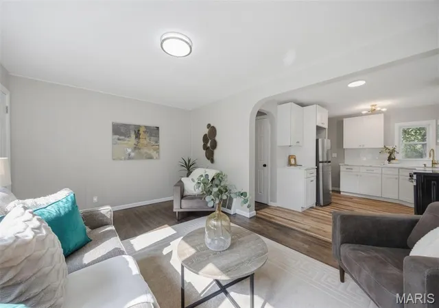 Photo 3 of Single family home for sale at 609 Clover Ln, Saint Louis, MO 63126 | MLS# MIS26061494 | Listing updated on 2026-09-27
