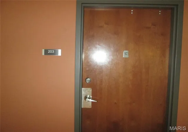Condo for sale at 1520 Washington Ave #203, Saint Louis, MO 63103 | MLS# MIS26061500